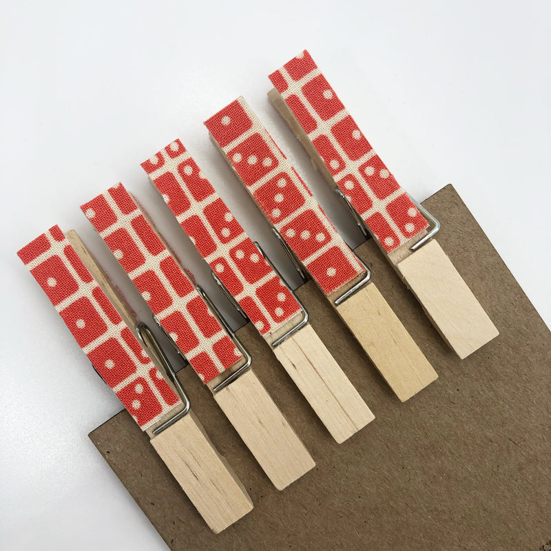 Clothes Pins - Lihue